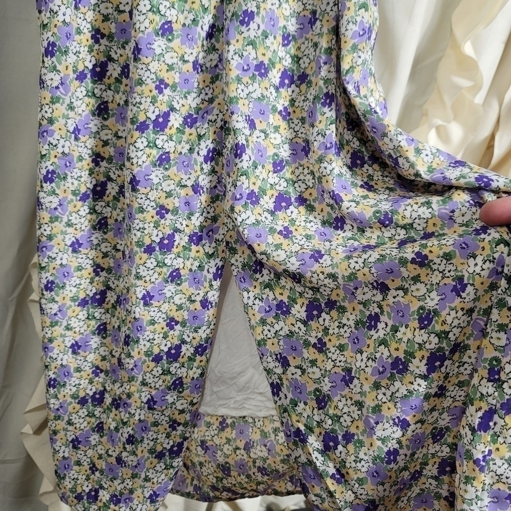 Whyte Valentyne Ditsy Floral Midi Dress Smocked Adjustable Straps Purple Yellow - Picture 8 of 9